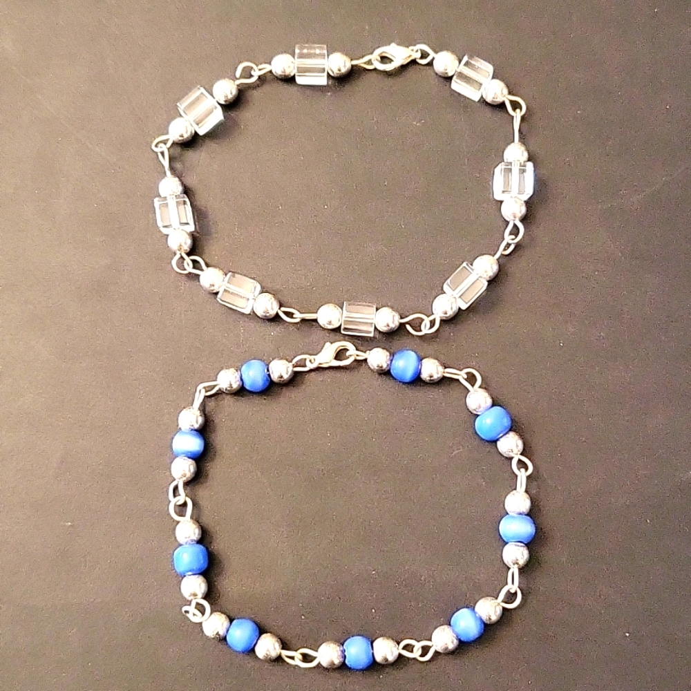 NEW Set of 2 Beaded Bracelets! Silver-tone, Blue, Clear, 8"